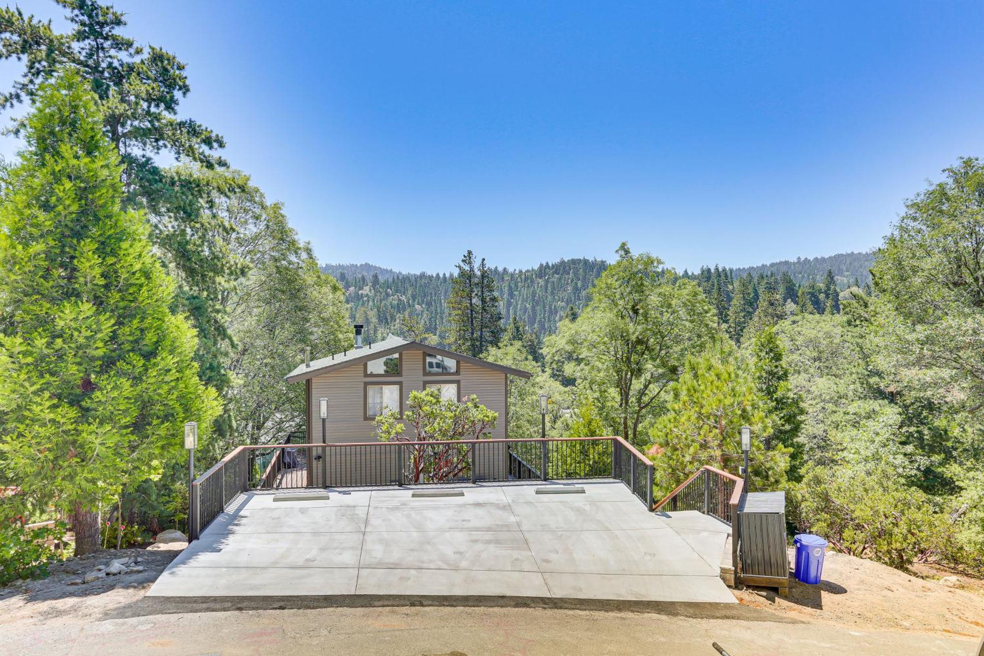 Lake Arrowhead Cabin With Hot Tub And Mountain Views! المظهر الخارجي الصورة